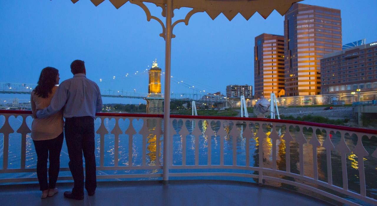 俯瞰俄亥俄河,尽享浪漫时光 俯瞰俄亥俄河,尽享浪漫时光