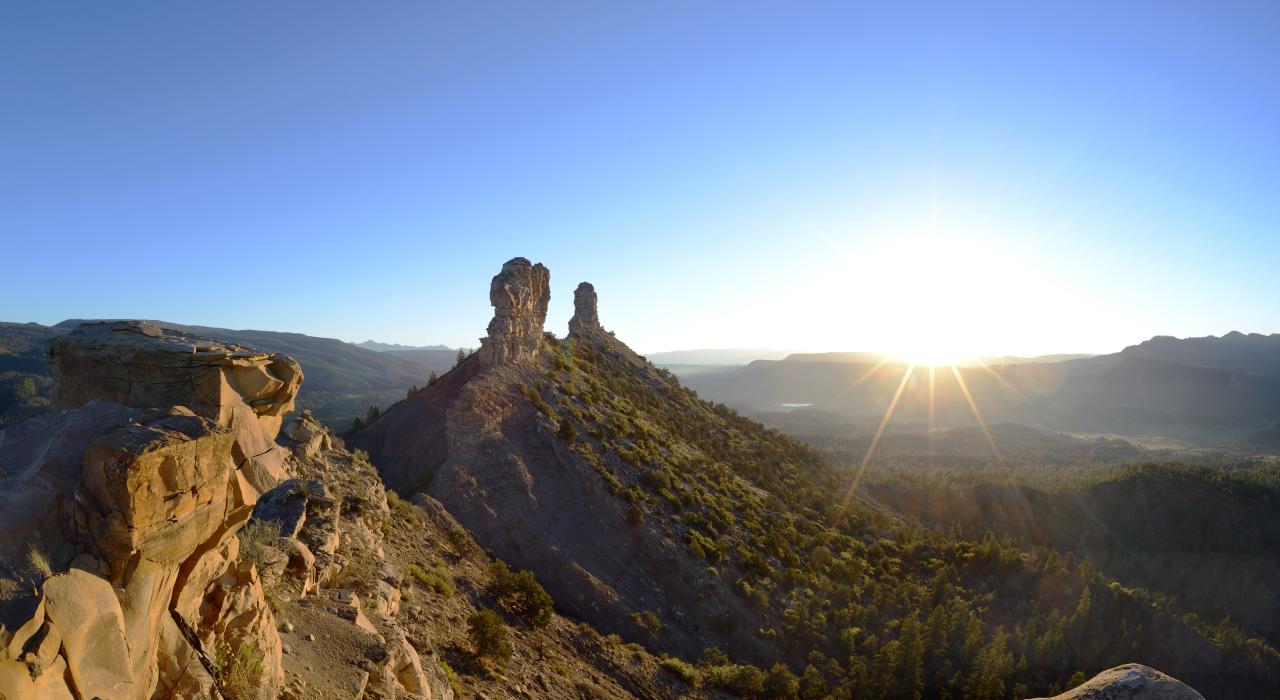 烟囱岩国家纪念区内别具一格的峰顶