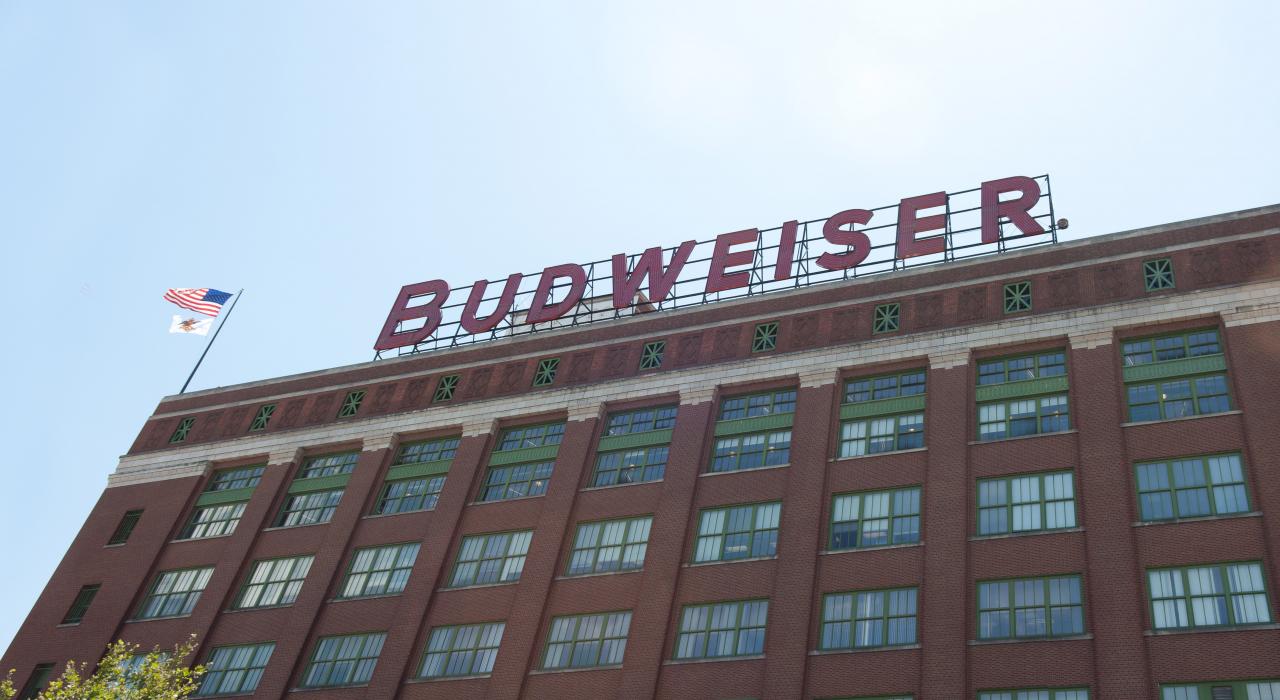 第一座安海斯-布希酿酒厂坐落于密苏里州圣路易斯 第一座安海斯-布希酿酒厂坐落于密苏里州圣路易斯