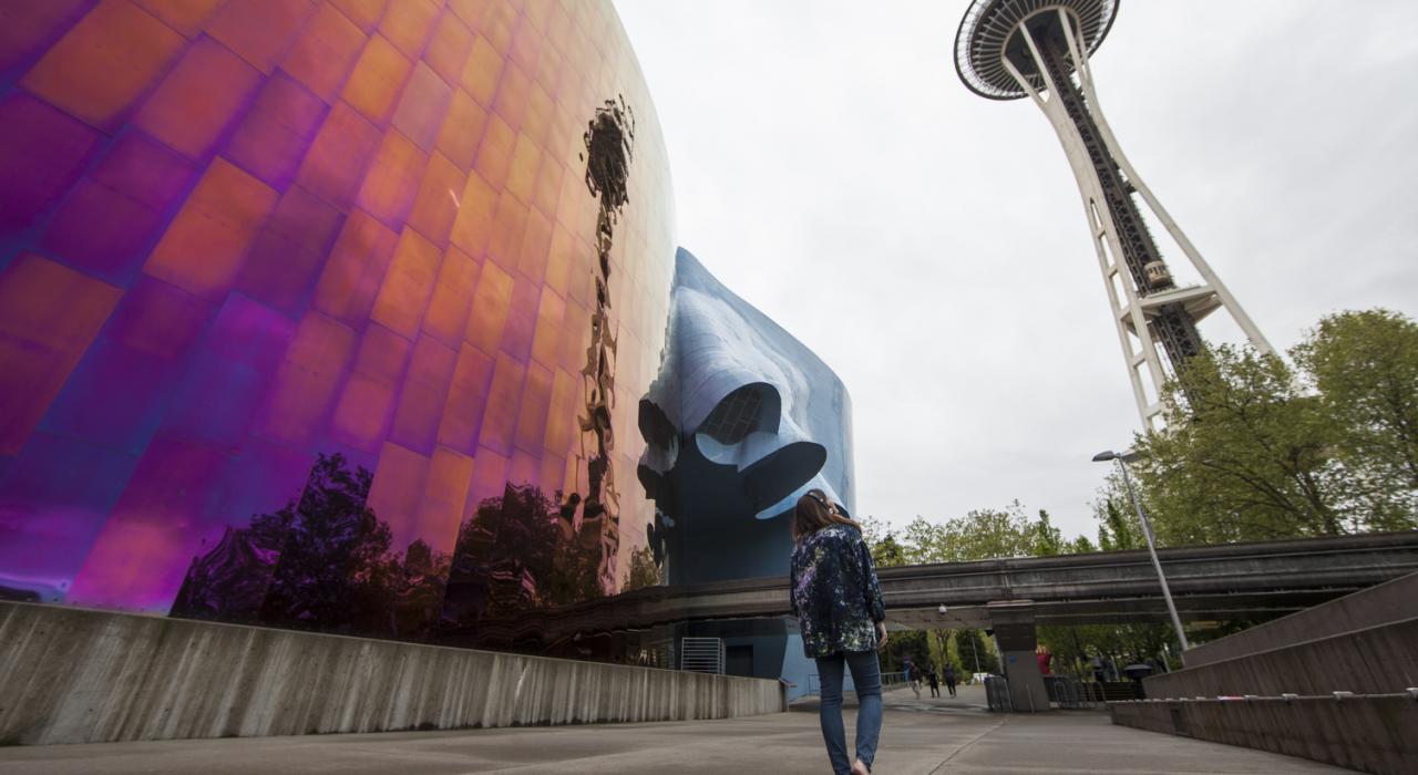 华盛顿州西雅图流行文化博物馆，简称 MoPOP