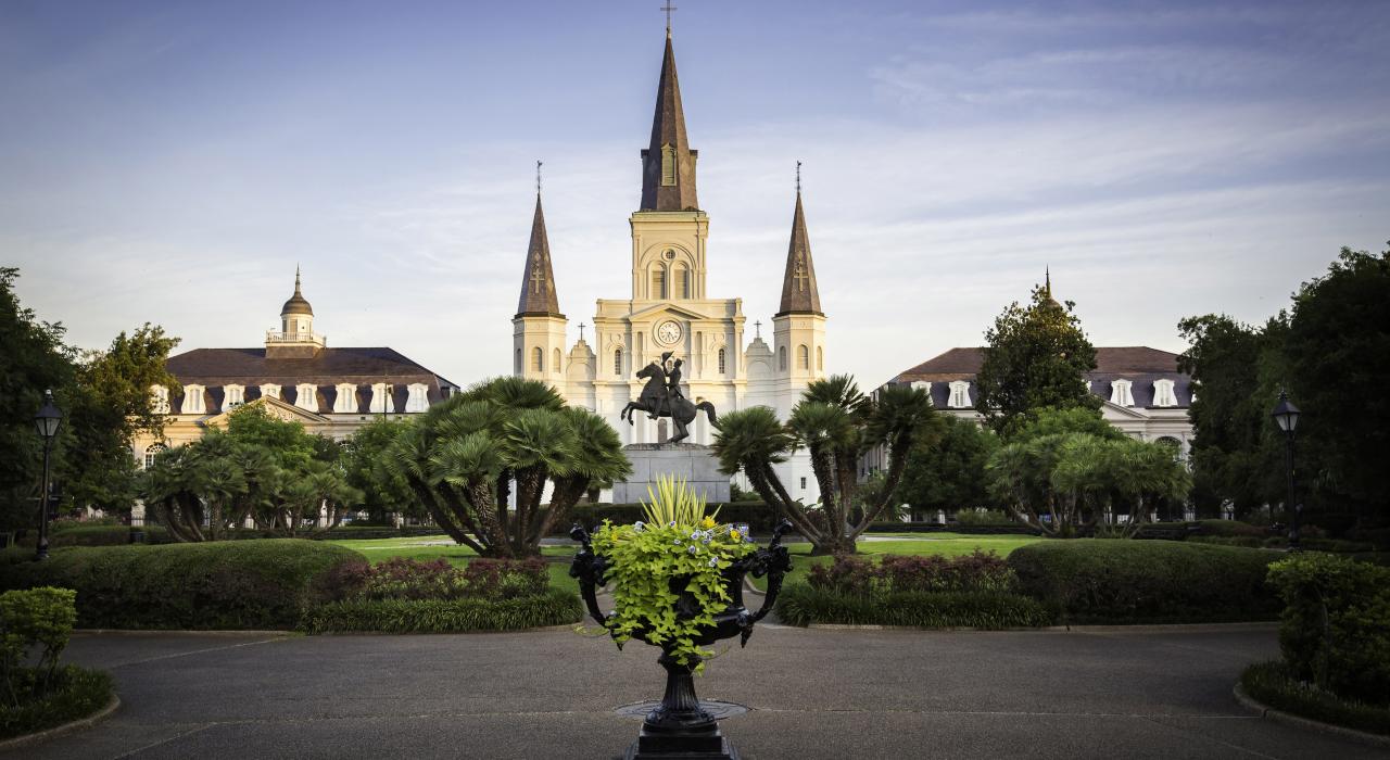 路易斯安那州新奥尔良历史悠久的杰克逊广场