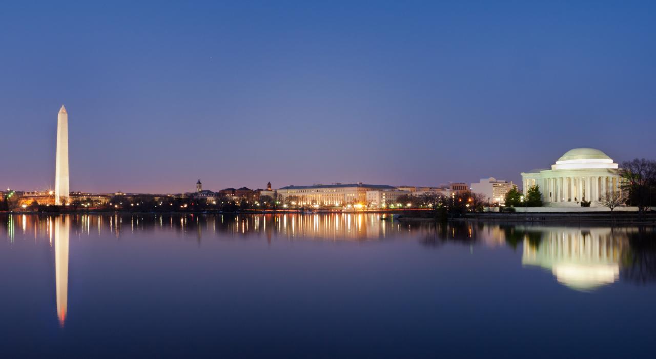 华盛顿特区夜色中的国家广场