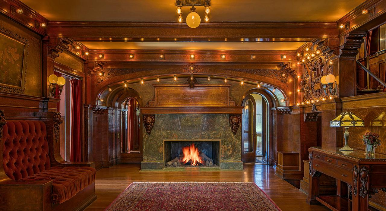 Pleasant Home, an 1897 Prairie Style-house now open as a museum Pleasant Home, an 1897 Prairie Style-house now open as a museum