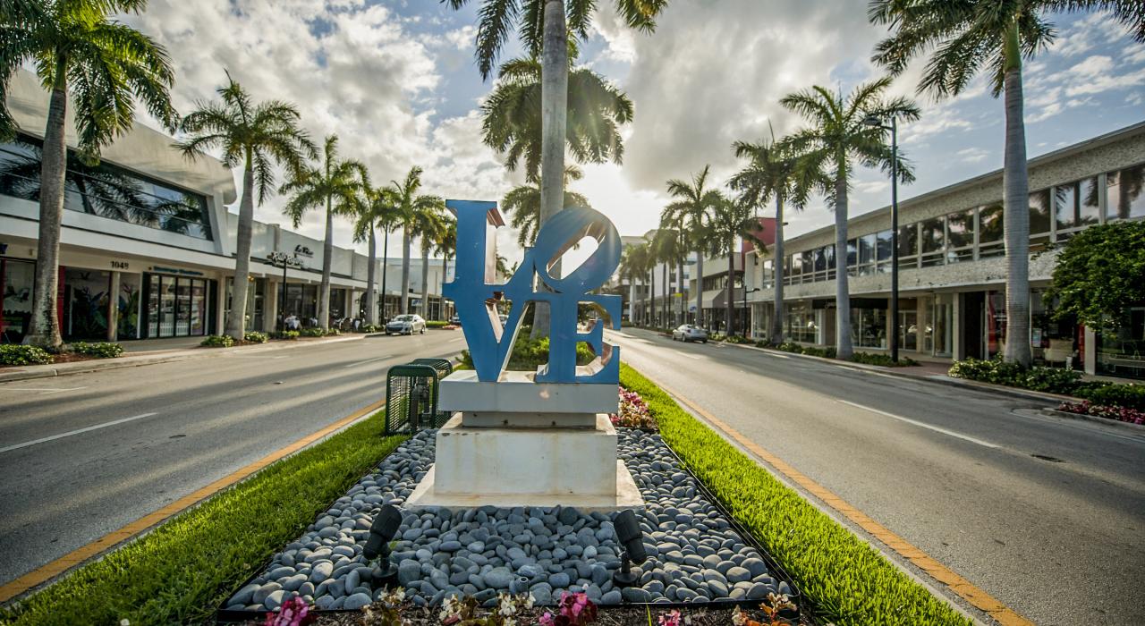 迈阿密有大量的商店