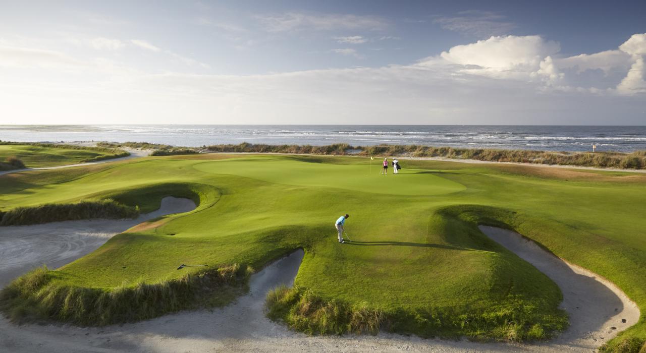 基洼岛高尔夫度假村