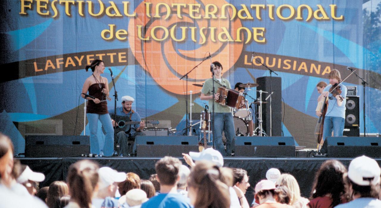 为期5天的路易斯安那国际音乐节吸引了30万游客来到拉法耶