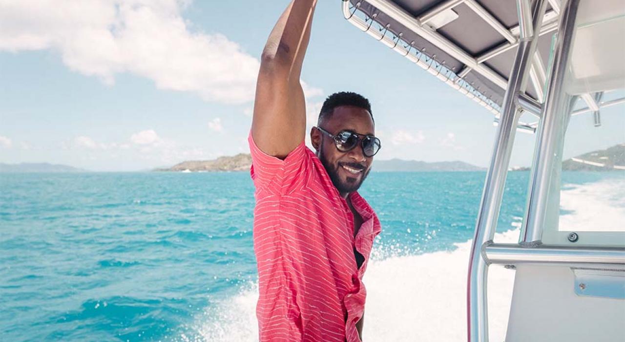 船上的美属维尔京群岛当地人  船上的美属维尔京群岛当地人