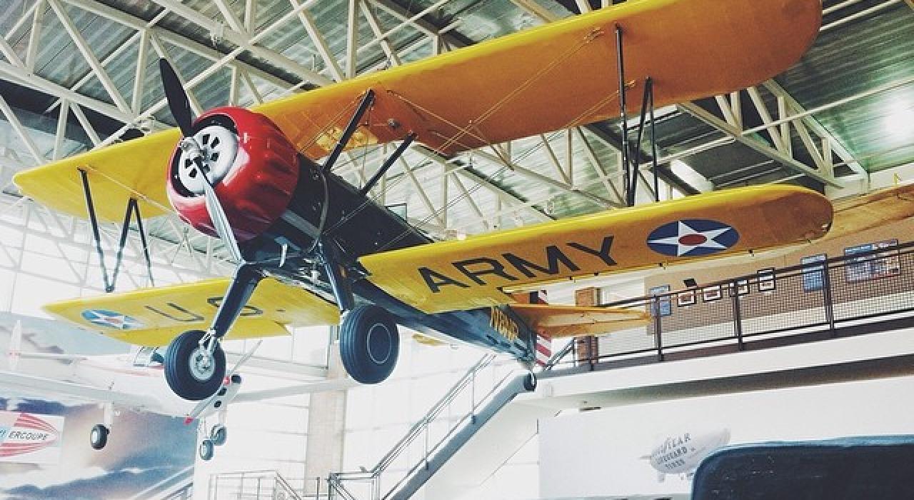 科利奇帕克机场和航空博物馆