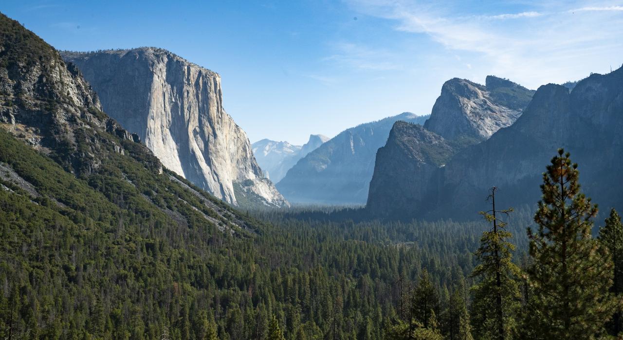 加利福尼亚州优胜美地国家公园著名的隧道观景点 加利福尼亚州优胜美地国家公园著名的隧道观景点