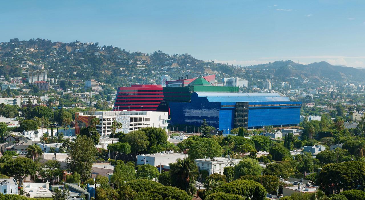 加利福尼亚州西好莱坞太平洋设计中心的景象 加利福尼亚州西好莱坞太平洋设计中心的景象