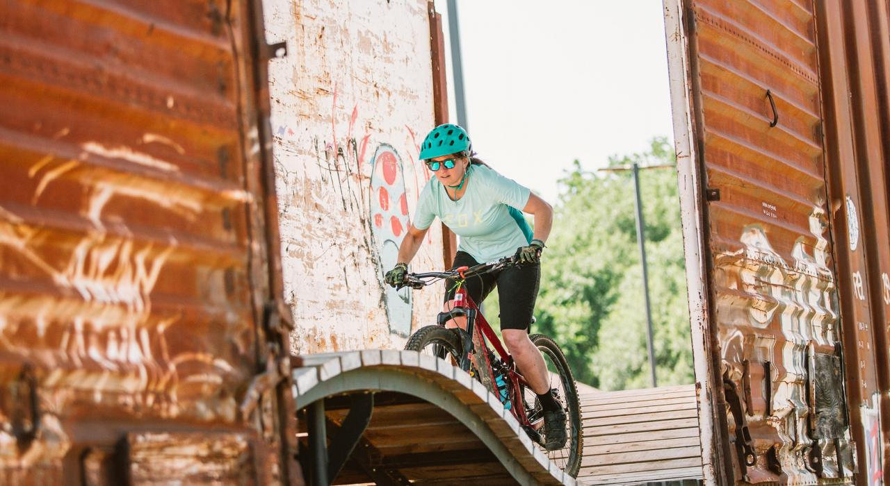 市区铁路站点自行车公园 (Railyard Bike Park) 障碍物