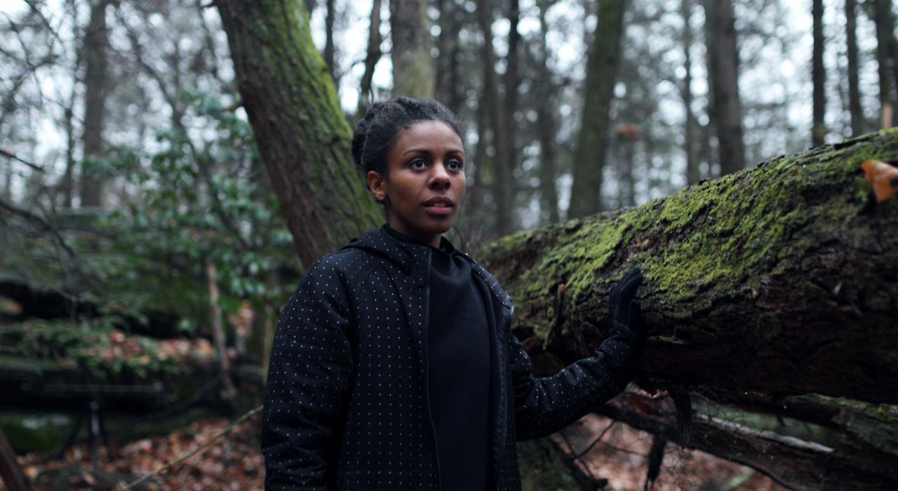 Bee Walker 在纽约州哈德逊谷徒步