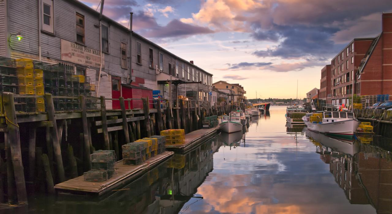 缅因州波特兰市繁华海滨的瑰丽风景 缅因州波特兰市繁华海滨的瑰丽风景