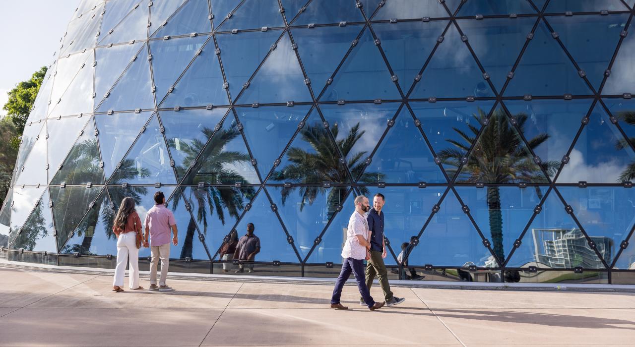 萨尔瓦多·达利博物馆的迷人外观 萨尔瓦多·达利博物馆的迷人外观