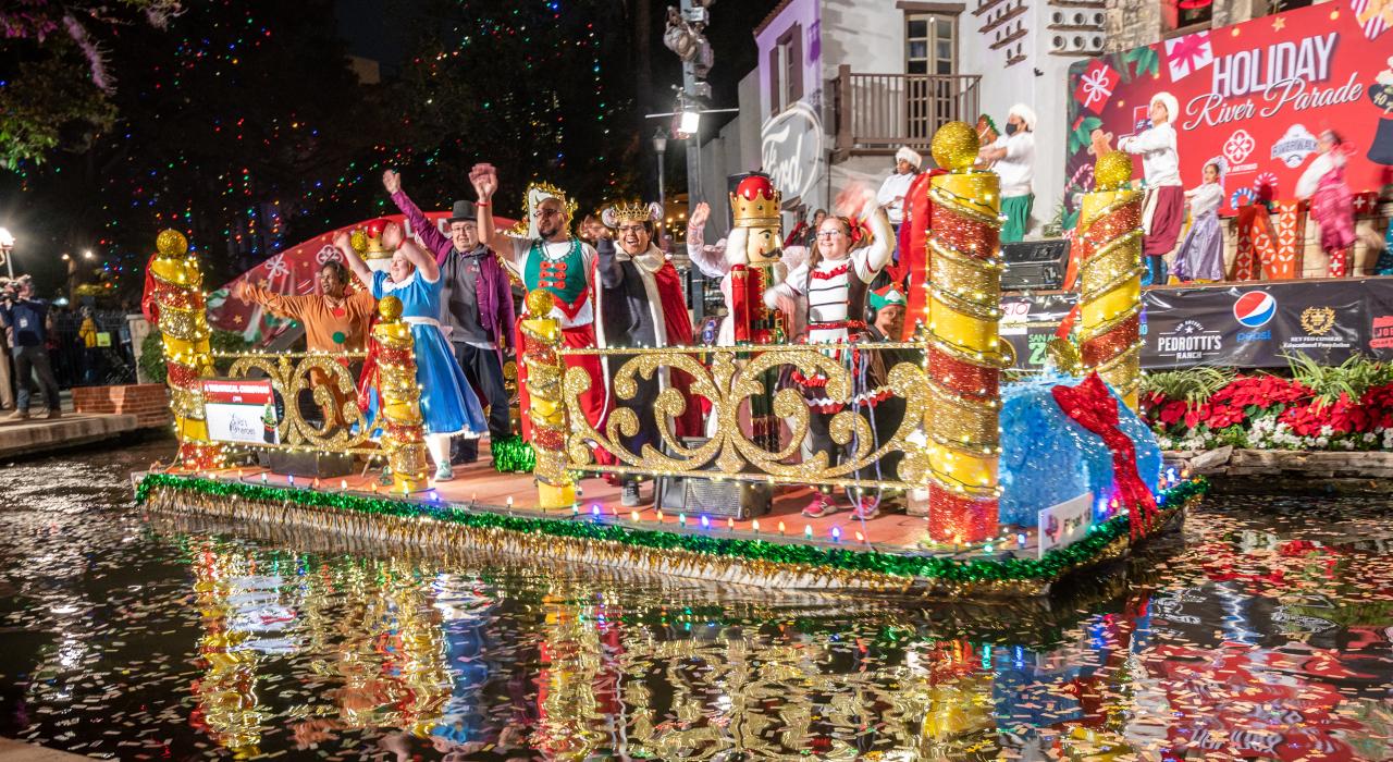 德克萨斯州圣安东尼奥的河畔步行街