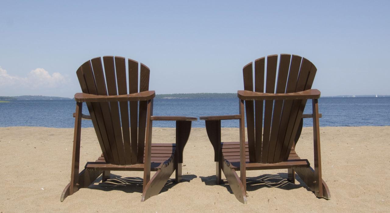普拉茨堡城市沙滩 (Plattsburgh City Beach) 的休闲胜地 普拉茨堡城市沙滩 (Plattsburgh City Beach) 的休闲胜地