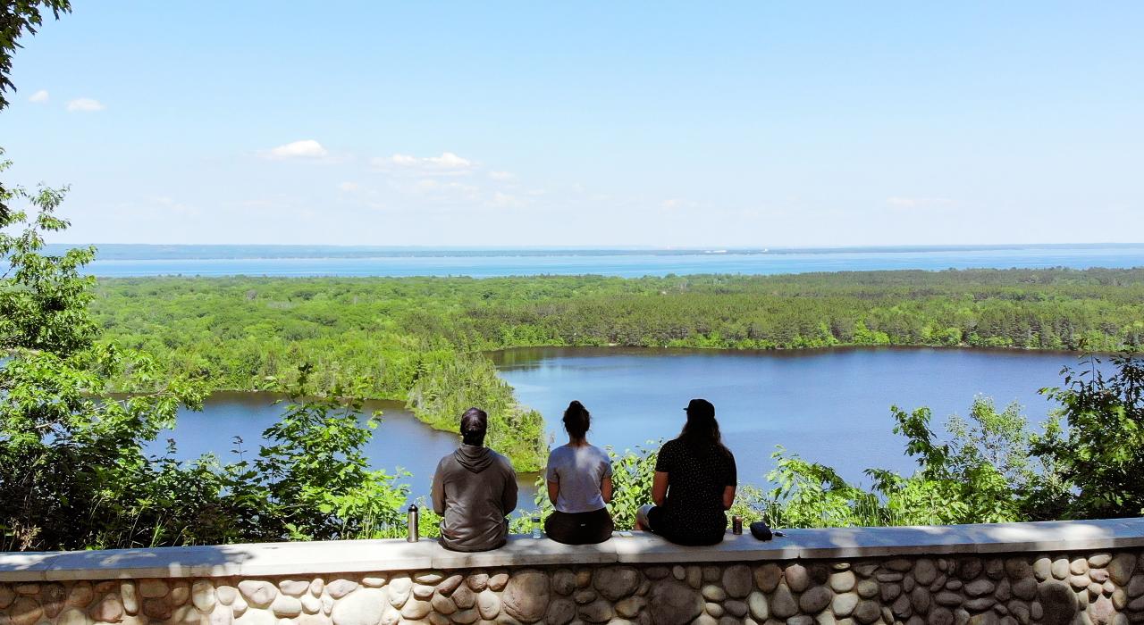 从 Mission Hill 瞭望台俯瞰如画美景