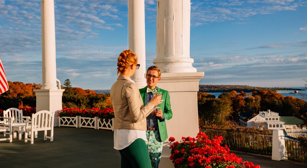 Enjoying drinks and gorgeous views at The Jewel Golf Course
