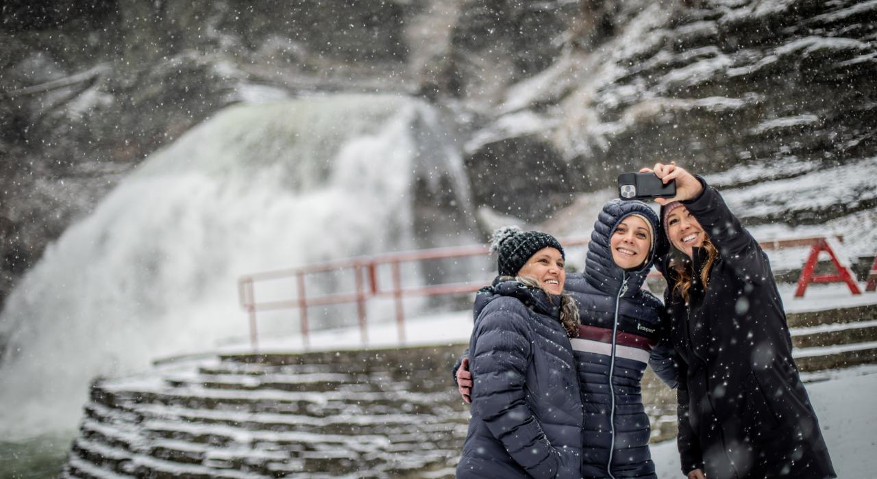 在罗伯特·H·特里曼州立公园自拍留念