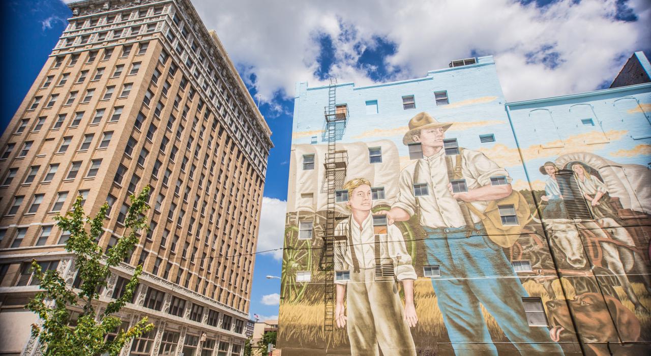 密苏里州圣约瑟夫市中心的六幅壁画之一