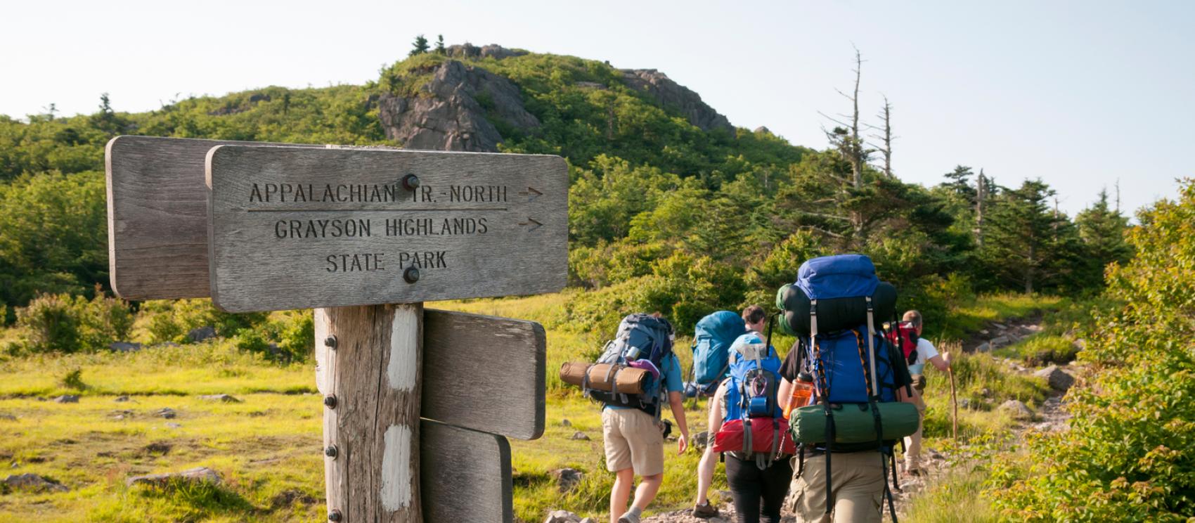 背包客踏上阿巴拉契亚小道 背包客踏上阿巴拉契亚小道