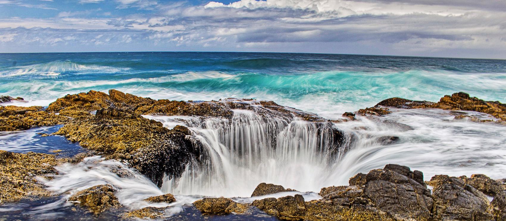迷人的海岸潮水池