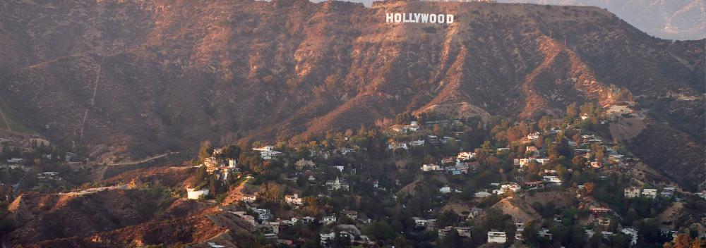 加利福尼亚州好莱坞山上的好莱坞标志
